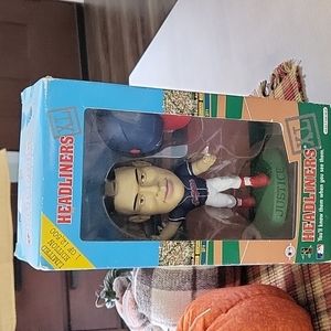 David Justice Headliners XL Figurine